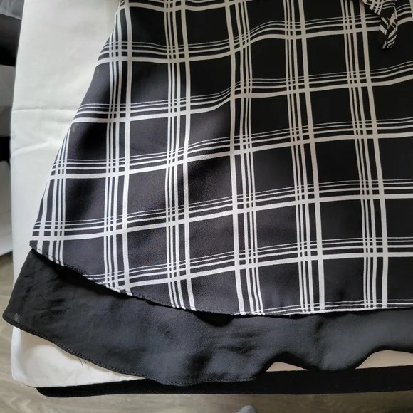 Layered Design Lab top. M. - Picture 4 of 5